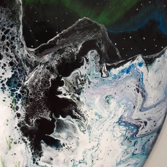 Hand Crafted Bear Vinyl Record Painting Mountain Acrylic Fluid Wall Art Upcycle - Picture 5 of 8